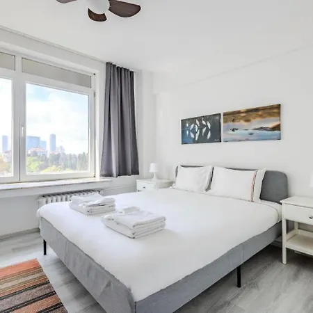 Bright Spacious New 4bd2bath Home! #331 * Istanbul