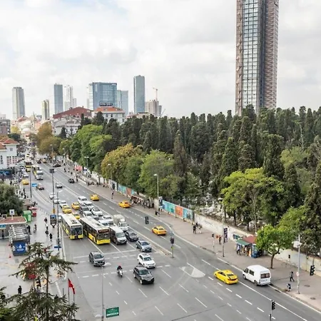 Bright Spacious New 4bd2bath Home! #331 Apartment Istanbul