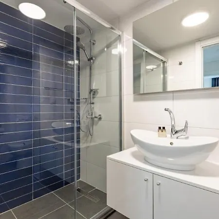 Apartment Bright Spacious New 4bd2bath Home! #331 Istanbul
