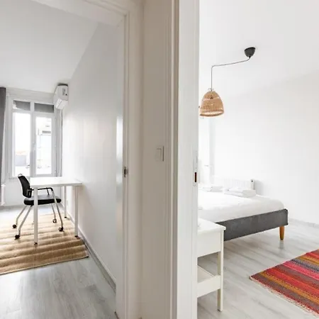 Apartament Bright Spacious New 4bd2bath Home! #331