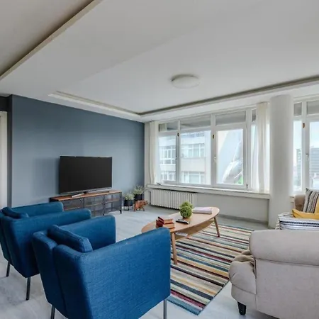 Bright Spacious New 4bd2bath Home! #331 * Stambuł